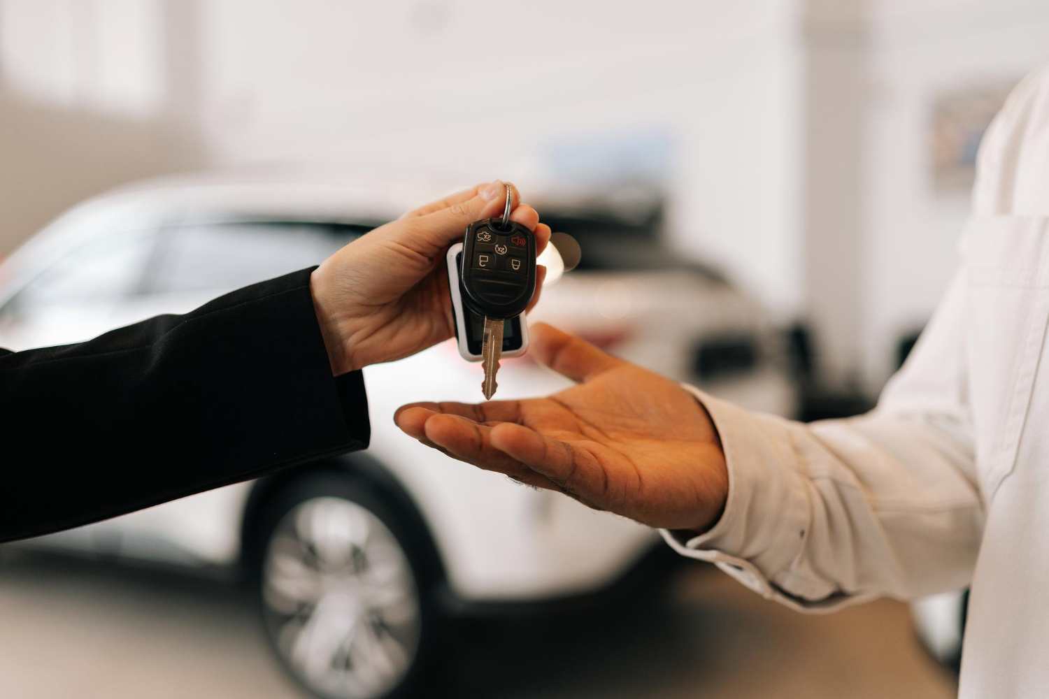 Alugar carro na Itália vale a pena? Veja como funciona, documentos e alternativas